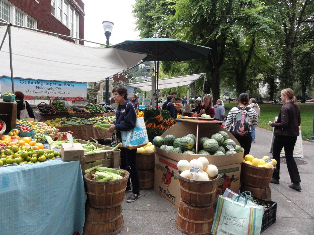 大学キャンパスの「ソト」を使い尽くす！ポートランド州立大学ファーマーズマーケット