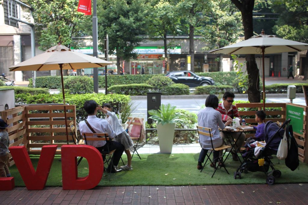 日本の道路空間でパークレットができないワケとは？池袋・GREEN BLVD MARKETの経験から見えた日本の道路空間の課題