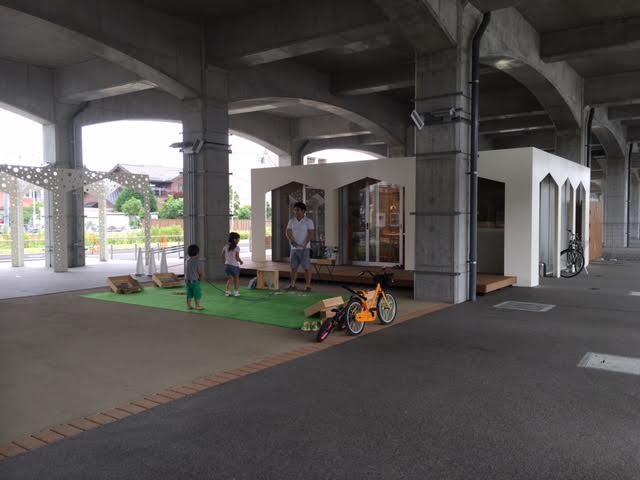 「つ」ツアーをしてみる。【連載：あいうえお　広場ニスト入門】