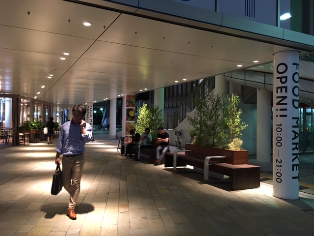 「な」【連載：あいうえお　広場ニスト入門】