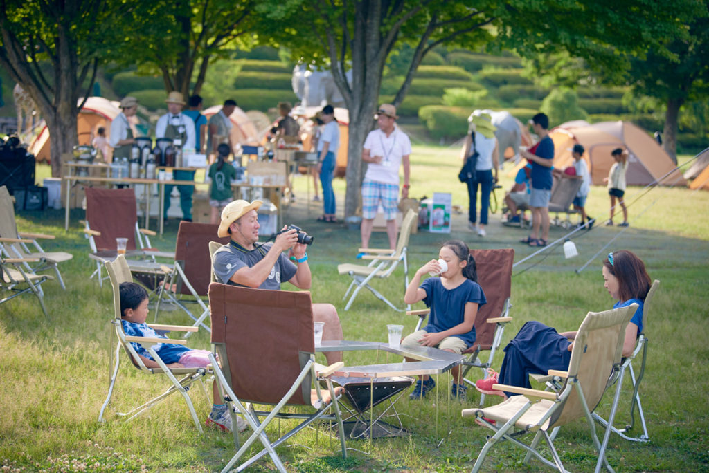 都会の動物園で撮影＆キャンプの新体験！ 横浜ズーラシア「ファミリーフォトキャラバン」レポート