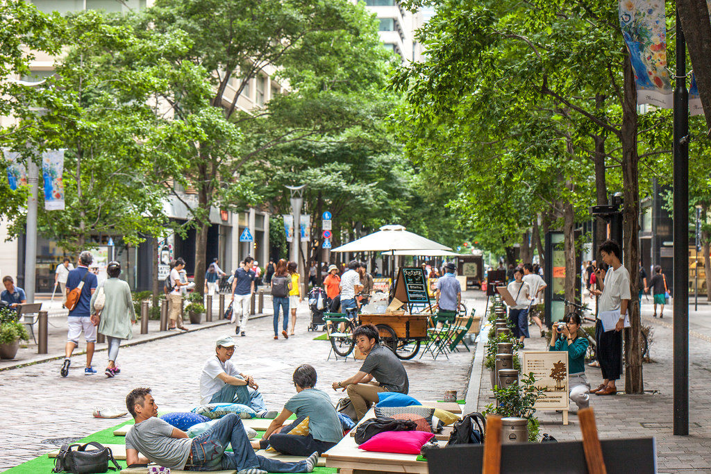 都心ストリートで五感を刺激！ 東京・丸の内仲通り「利活用アイデア実験祭」レポート