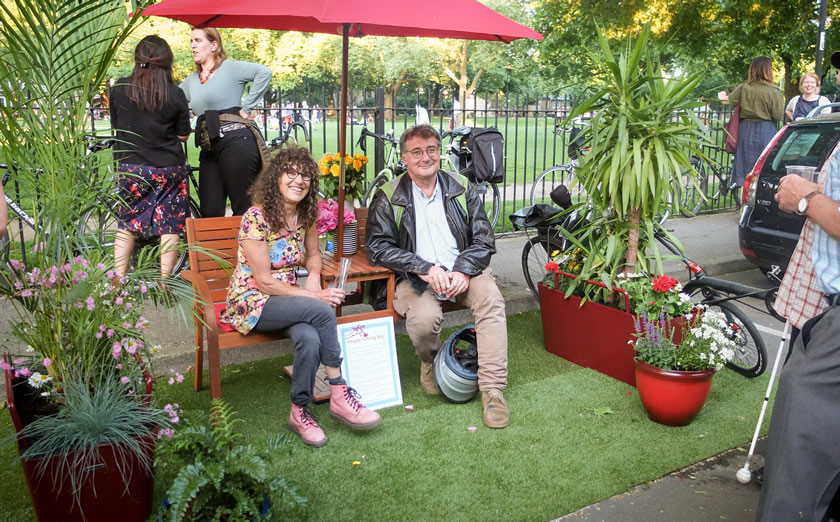 ストリートは誰のもの？駐車スペースをパブリック・ガーデンにするには