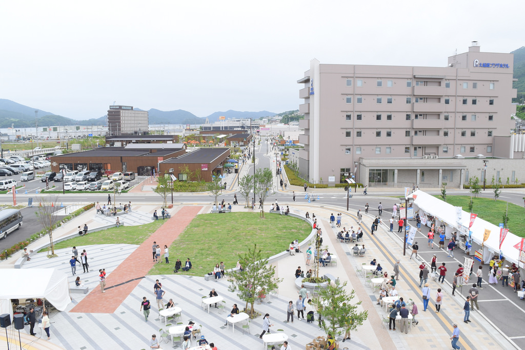 広場のコストをどう回収する？ 「第2のフロー効果」と経済波及効果算出のススメ