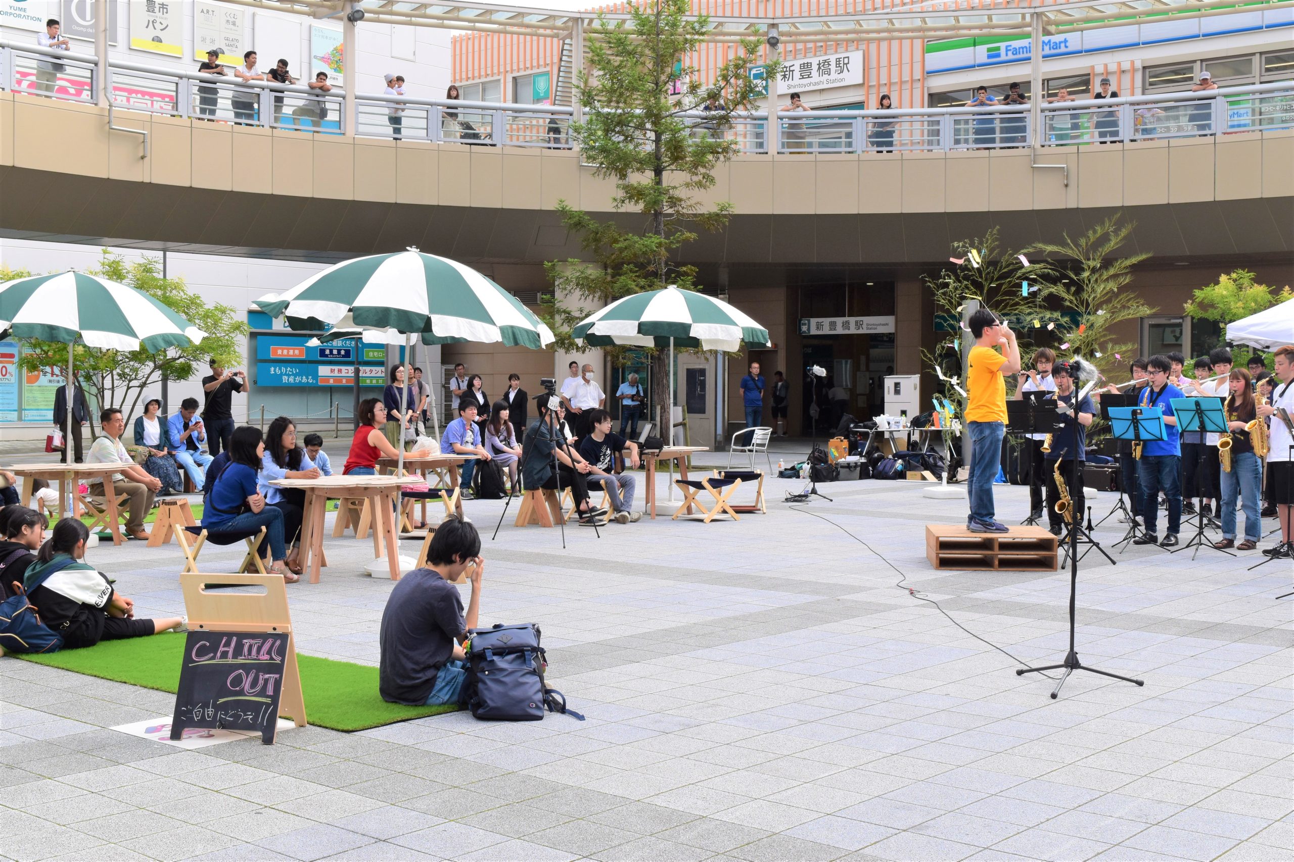 ウィズコロナ支援！学生×地場木工屋考案まちの「ヤタイ」計画（愛知県豊橋市）